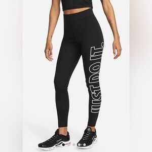 Nike Classic High-Waisted "JUST DO IT" Graphic Leggings black/white size XS